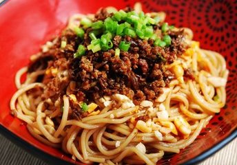 供應(yīng)成都炸醬面調(diào)料包批發(fā)定制